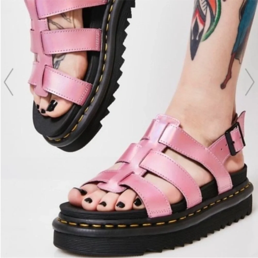 Dr Martens Sandals Yelena Fisherman Platform Reflective Metallic Pink Size 7